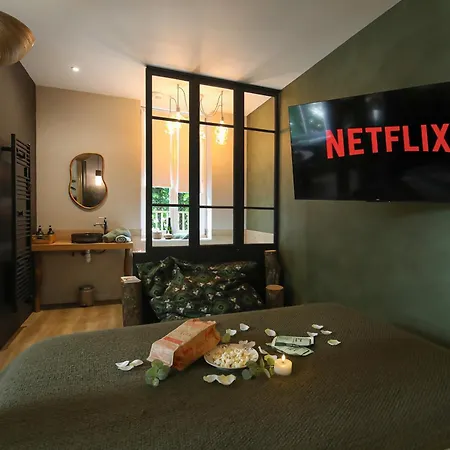 Craft - Le Menuisier - Balneo - Parking Prive 公寓